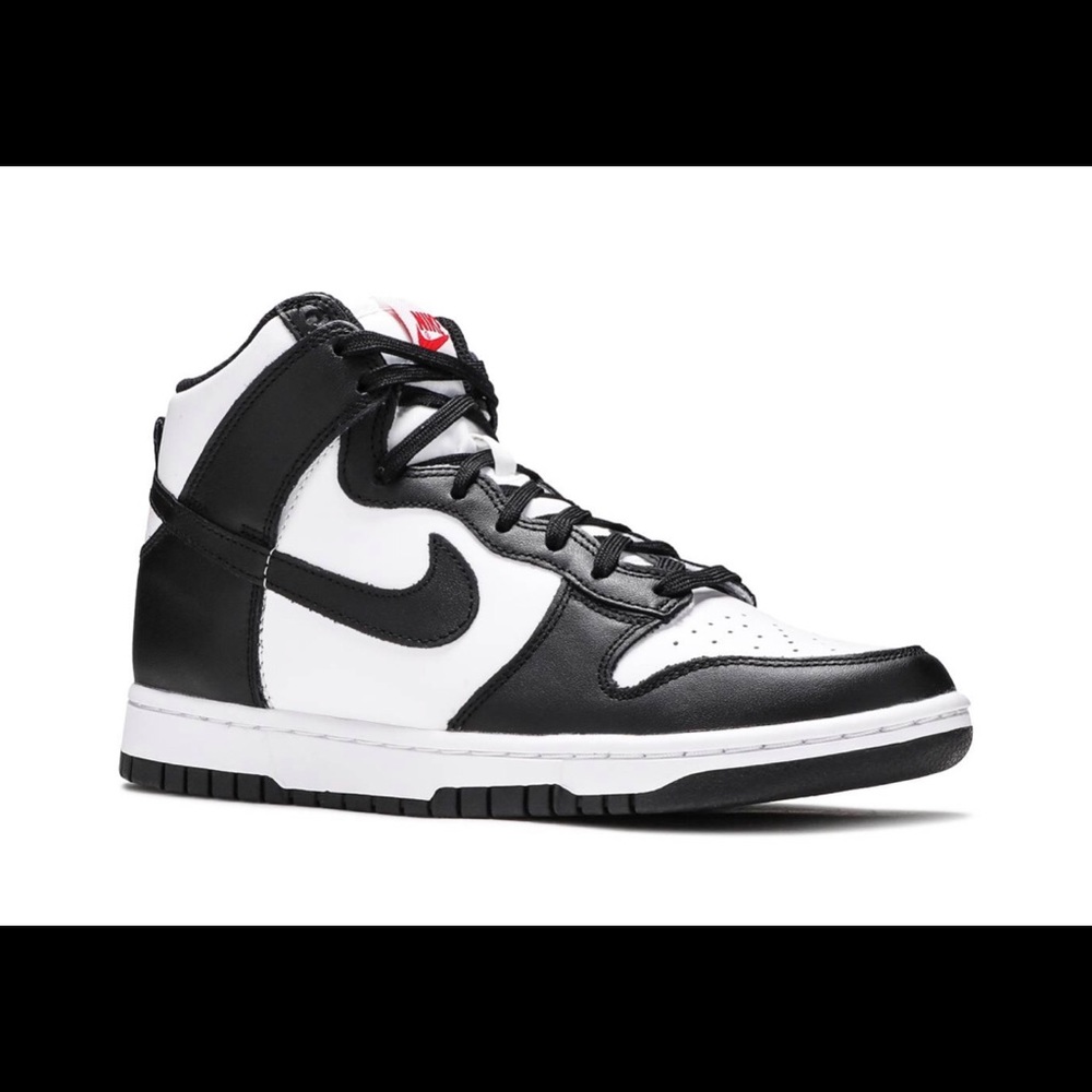 WMNS DUNK HIGH BLACK WHITE